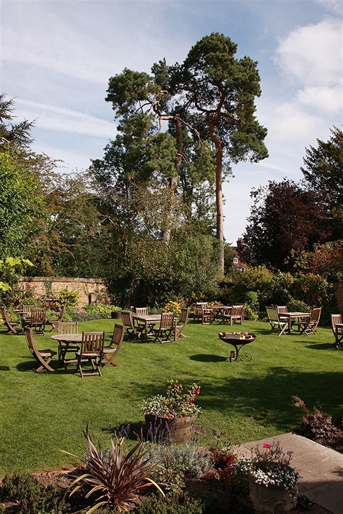 The Royal Oak, Yattendon Frilsham Exterior photo
