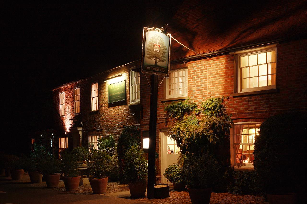 The Royal Oak, Yattendon Frilsham Exterior photo